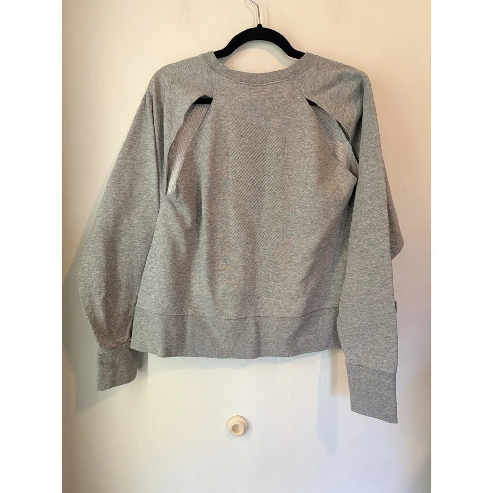 Nike Gray Crewneck Sweatshirt Womans XL‎ Back Cut Outs Big Logo